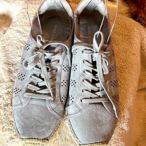 Marc Fisher Baila Espadrille Perforated Sneaker grey gray size 10 A00139